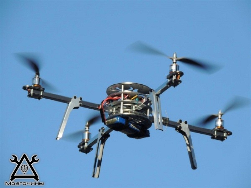 Quadcopter-flying-600x450