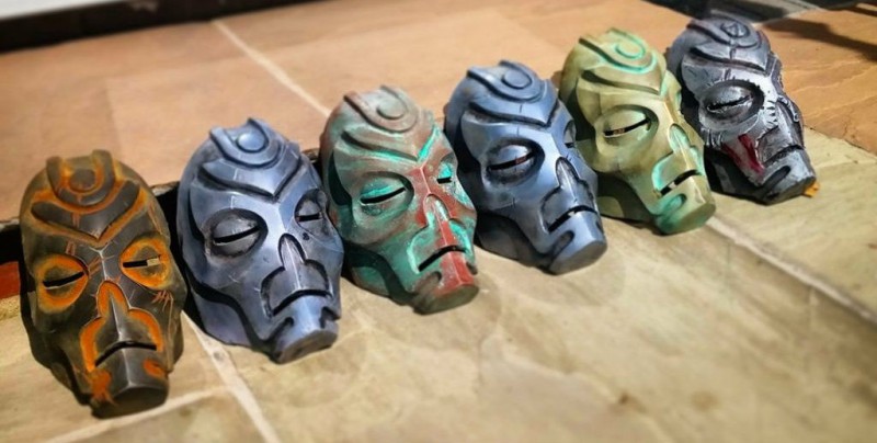 maska-iz-skyrim-holodnoe-lite-i-patinirovanie-svoimi-rukami3