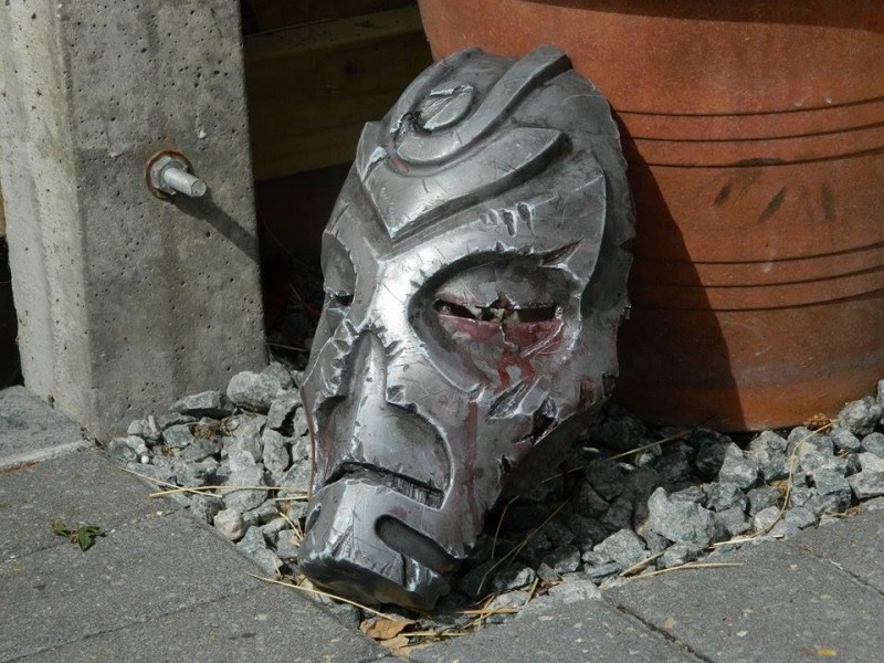 maska-iz-skyrim-holodnoe-lite-i-patinirovanie-svoimi-rukami81