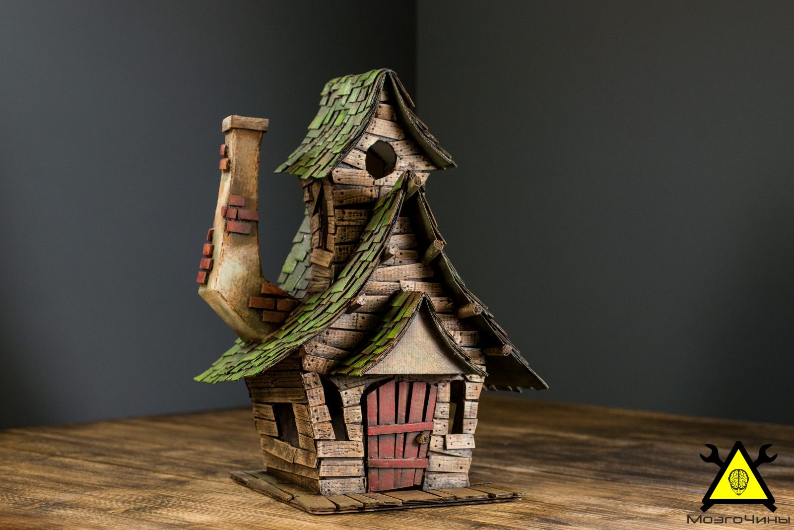 Сказочный дом из картона